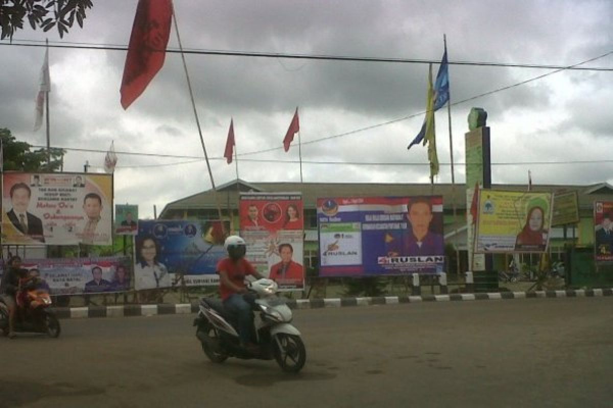 Panwaslu Pontianak Imbau Tidak Pasang  Peraga Kampanye di Fasum