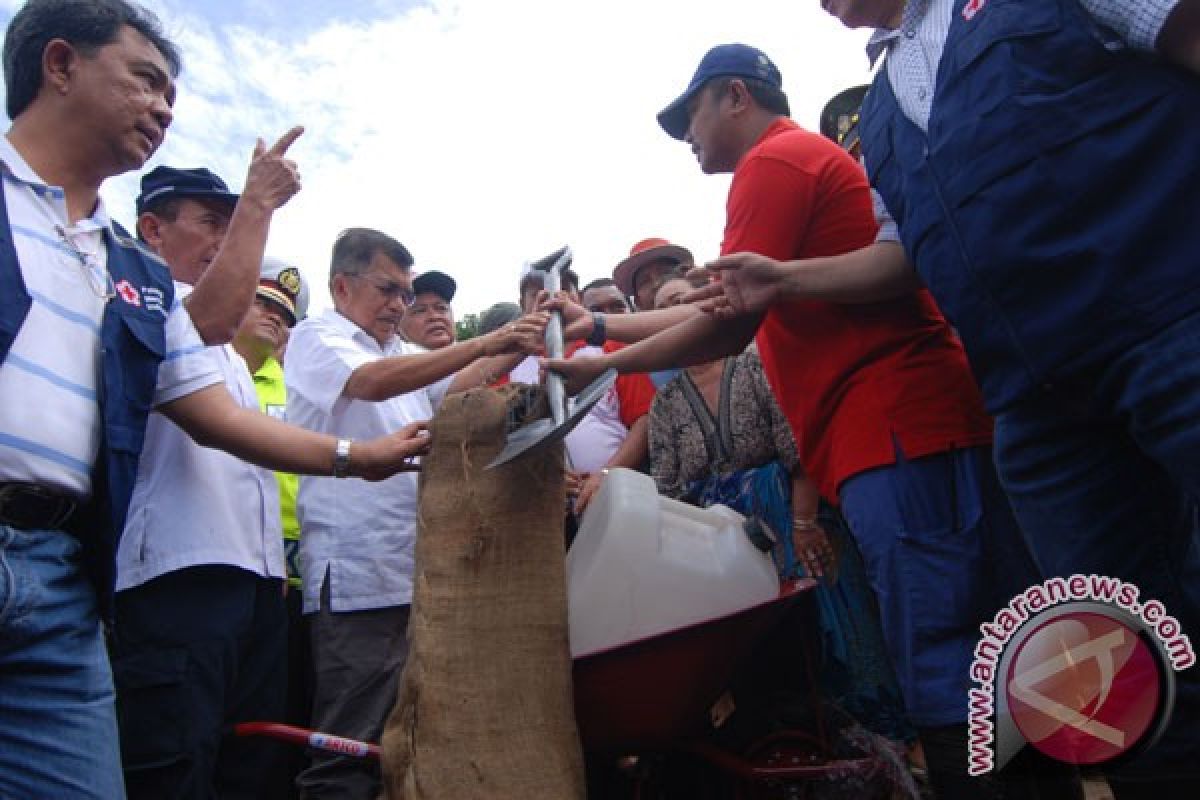 PMI-Pertamina beri bantuan kompor dan gas elpiji