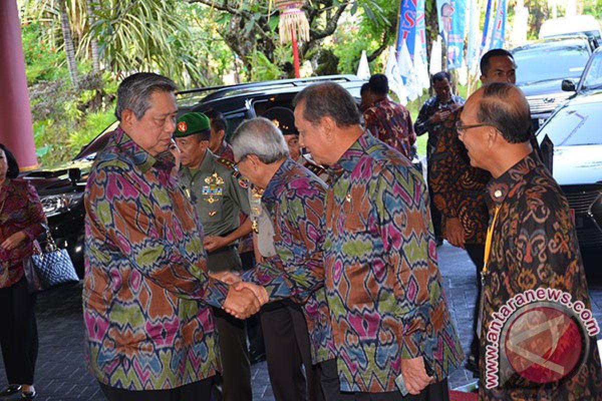 Presiden SBY imbau gapensi tingkatkan daya saing