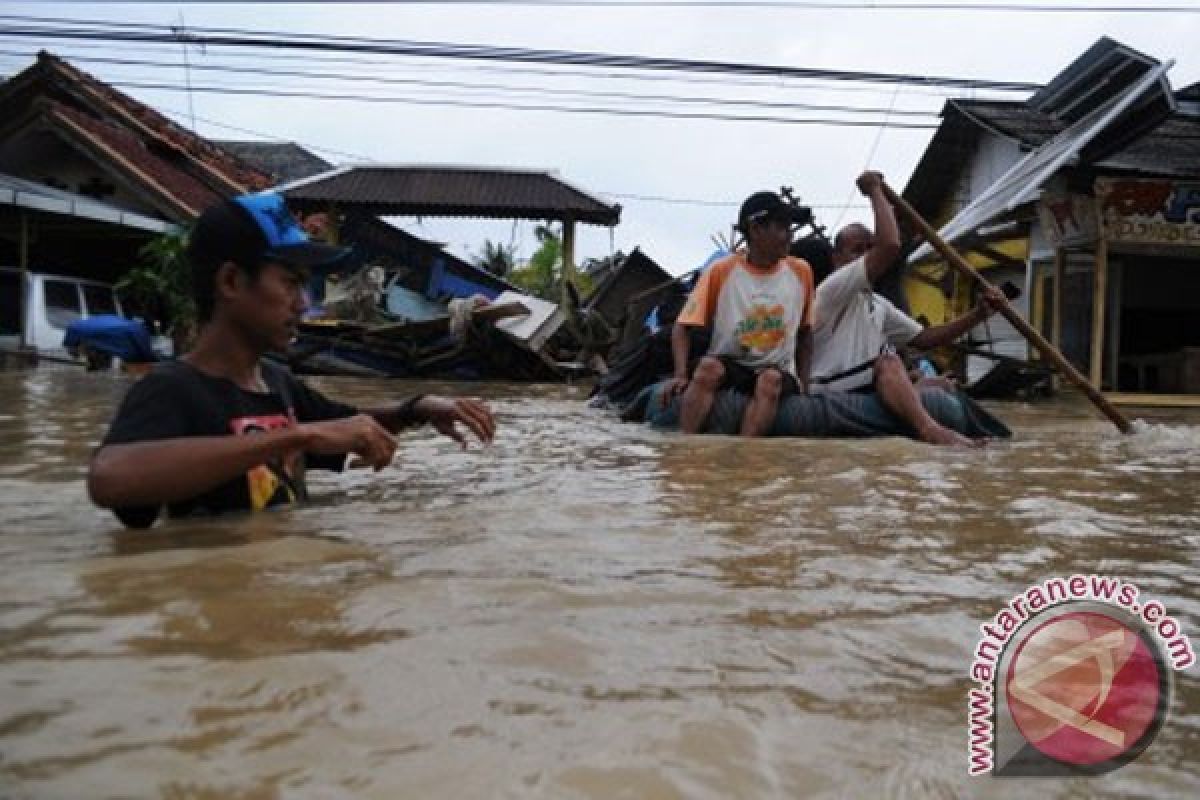 Tens of houses inundated in Subang, W. Java