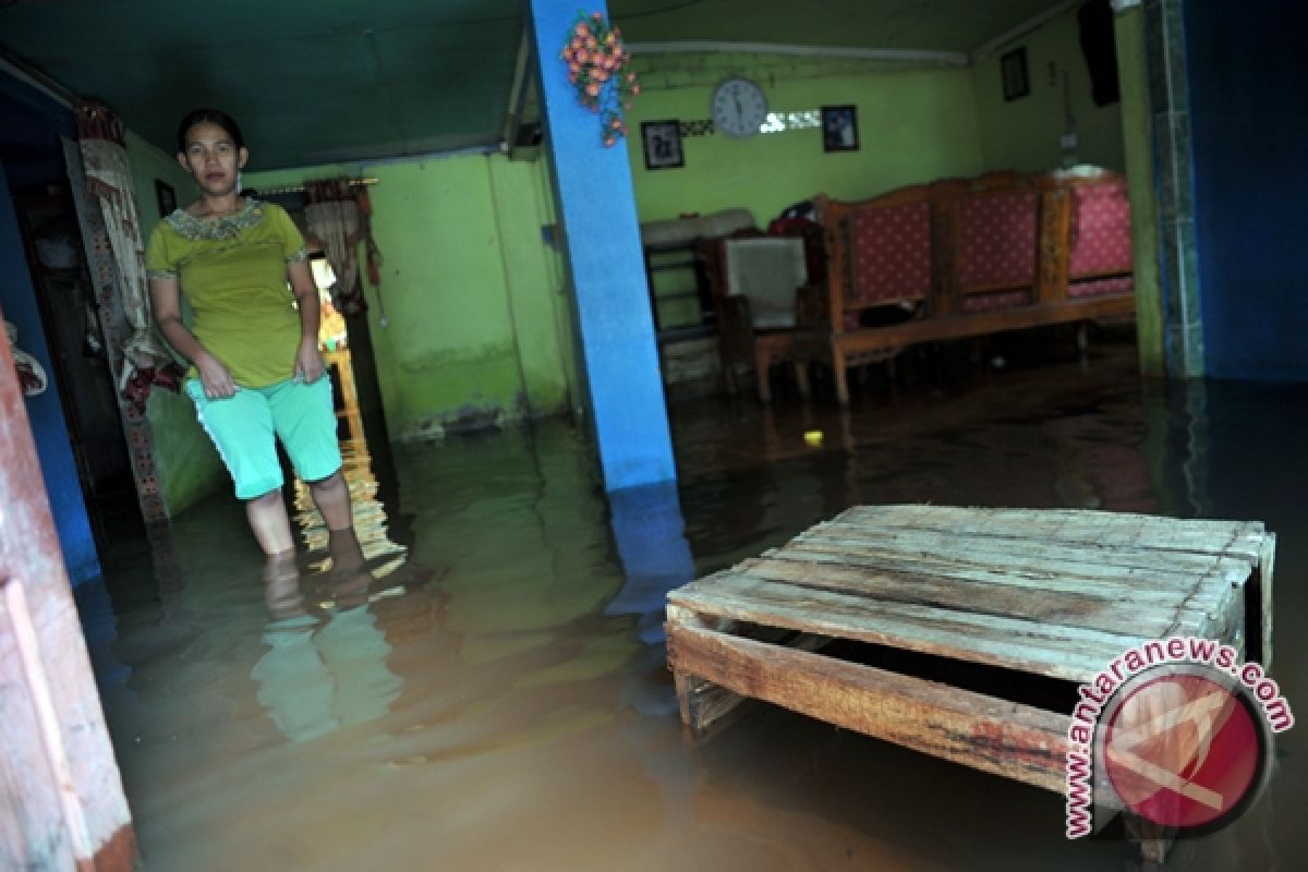 Enam daerah di Sumsel waspada banjir