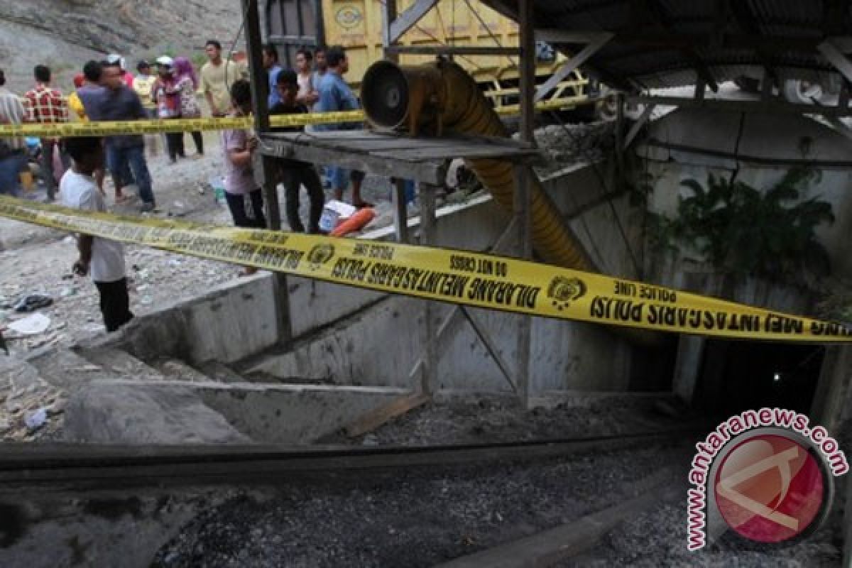 Satu orang meninggal akibat ledakan tambang Sawahlunto