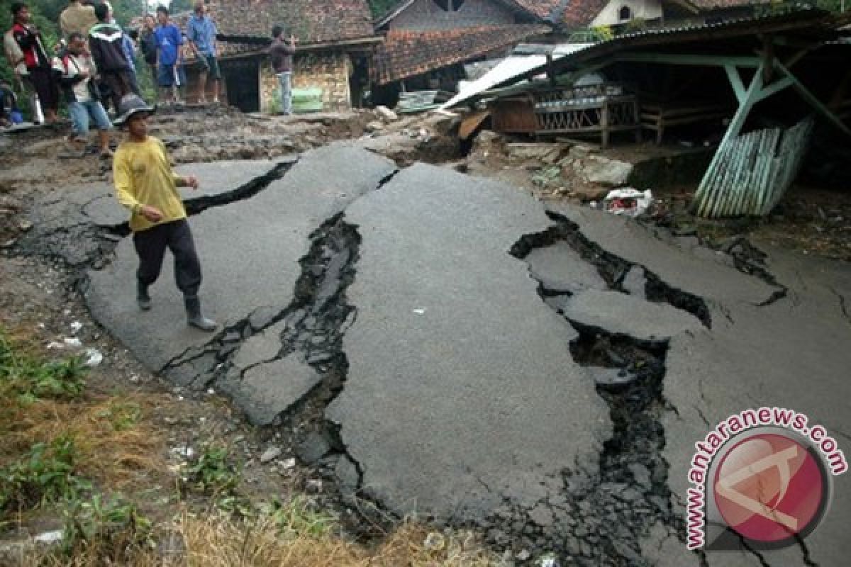 Pemkab Tulungagung akui gagal relokasi korban tanah gerak