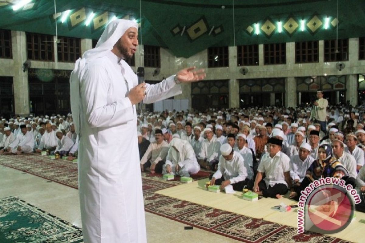 Syekh Ali Jaber ajak umat Islam sempurnakan ibadah di rumah saat COVID-19
