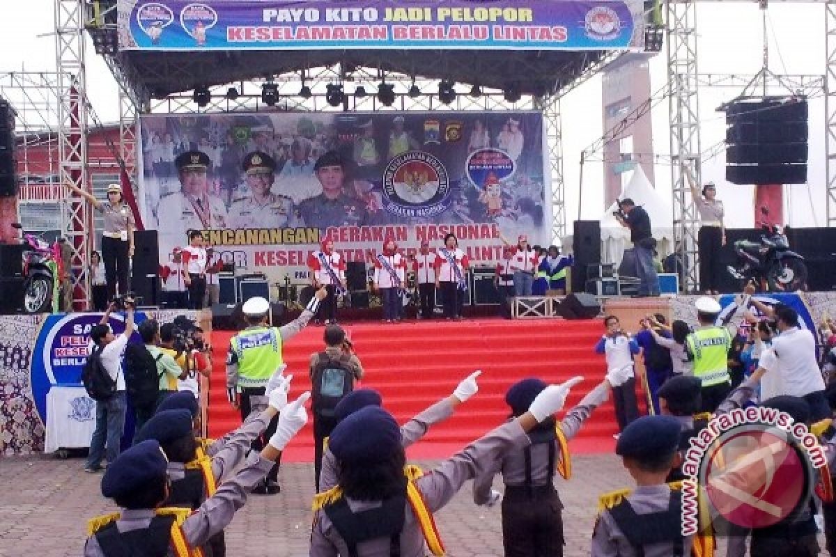 Mahasiswa UBD Palembang dukung gernas keselamatan berlalu lintas