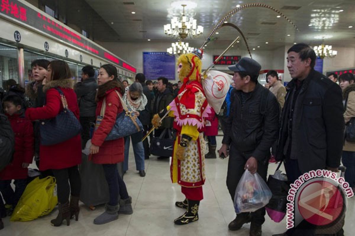 Pengadilan Beijing kabulkan gugatan merokok di kereta