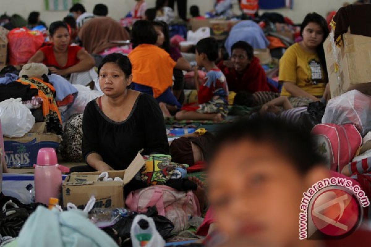 13 ribuan warga Jakarta masih mengungsi akibat banjir