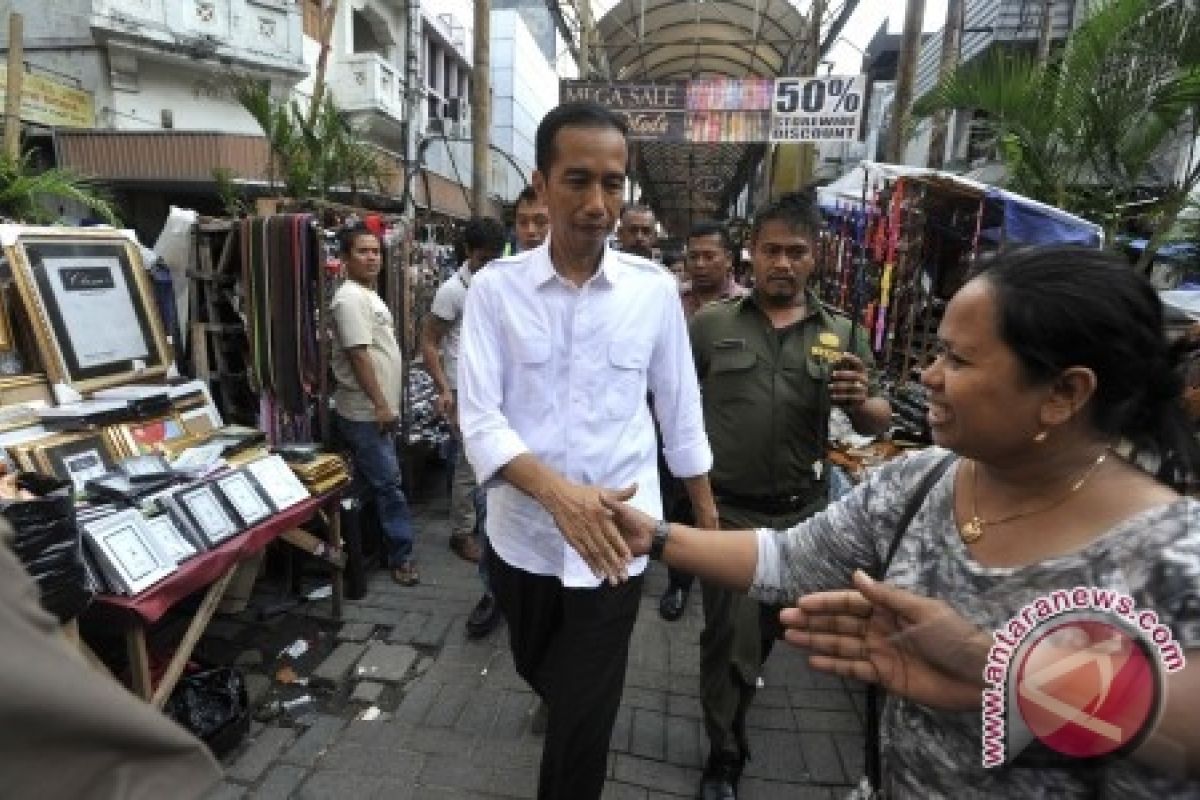 Luar Biasa ! Jokowi Populer di Inggris
