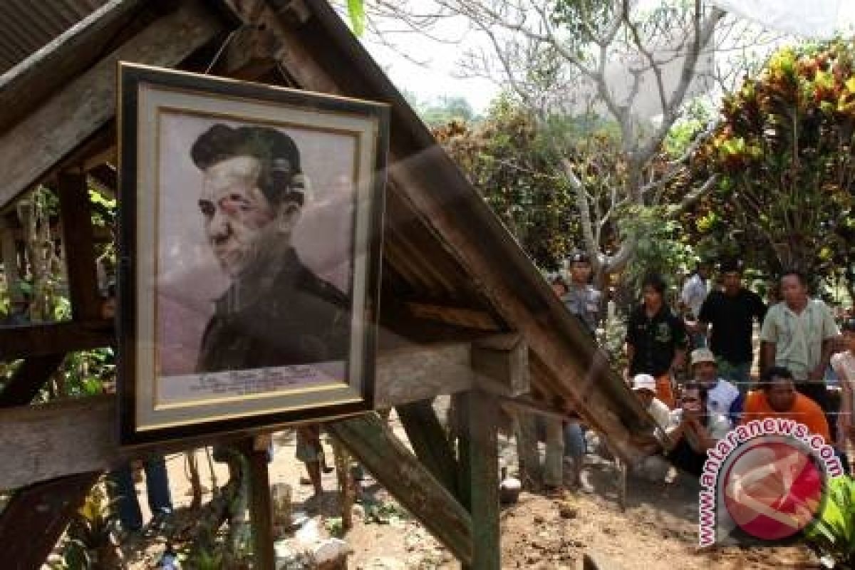 Jalan panjang berliku pencarian makam Tan Malaka