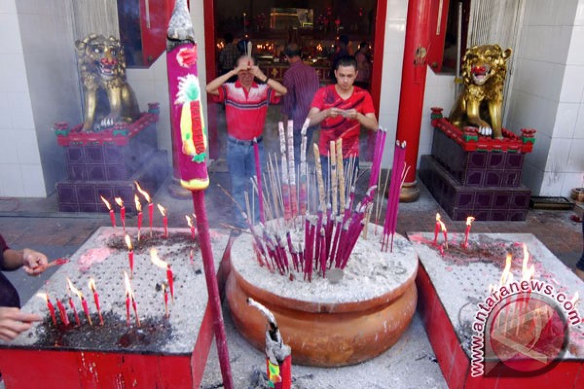 Warga Tionghoa Bekasi memulai rangkaian peringatan Imlek