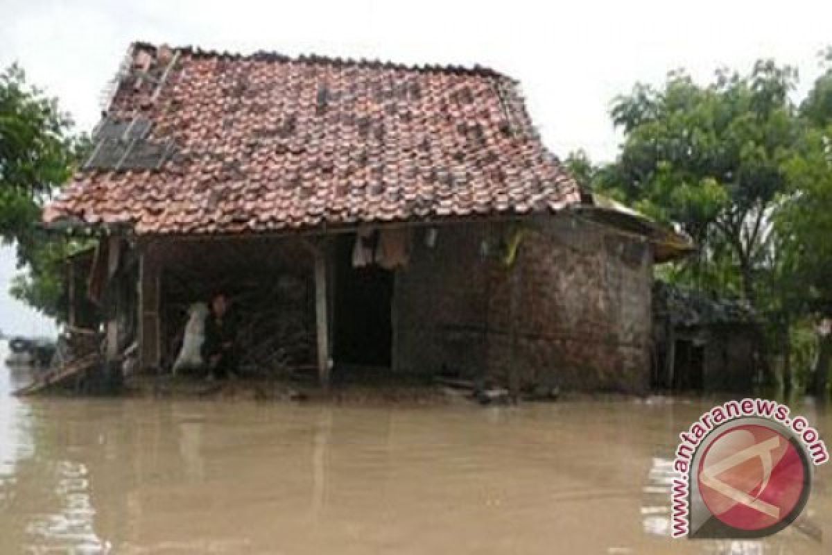 Banjir Karawang sudah mulai surut