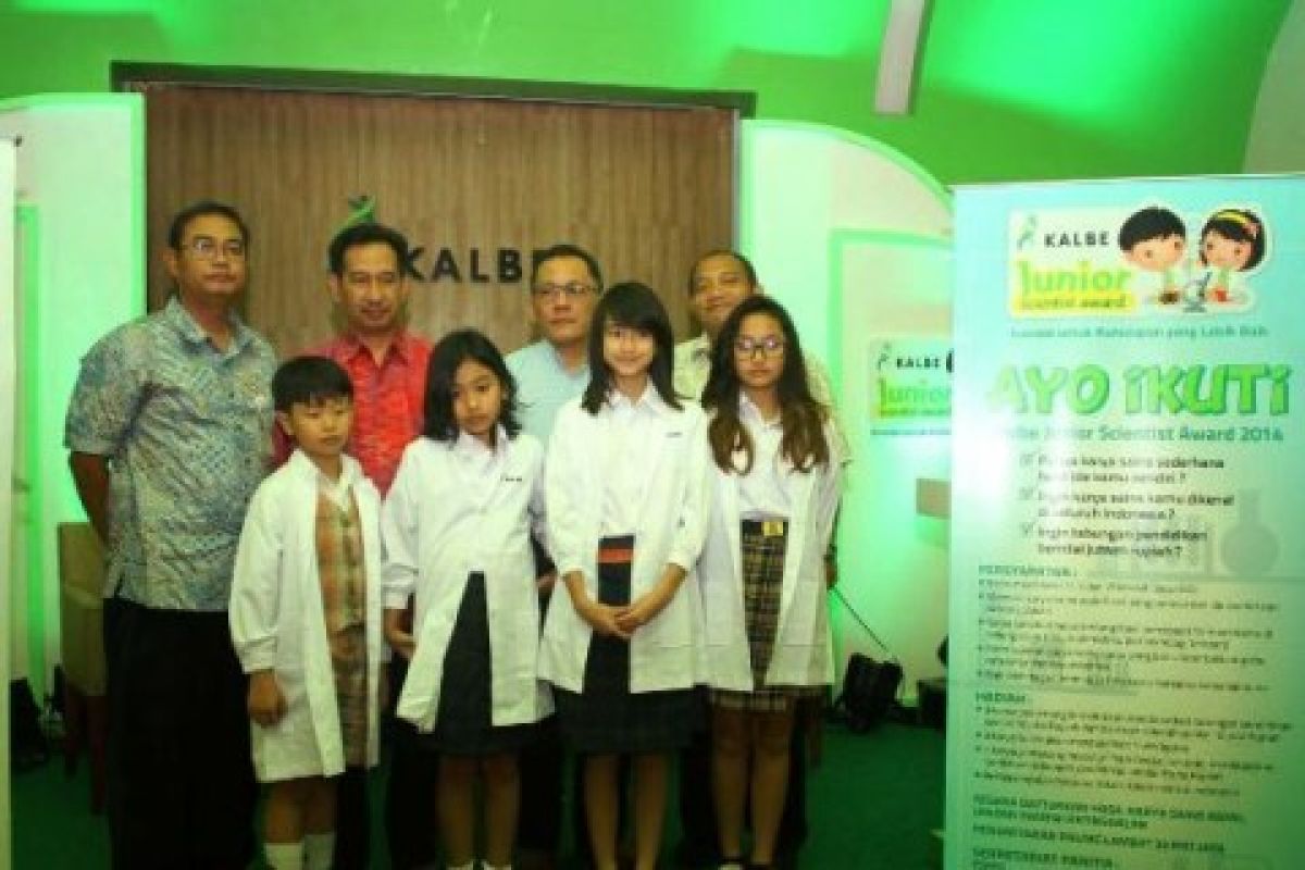 Kalbe Luncurkan Program Kalbe Junior Scientist Award