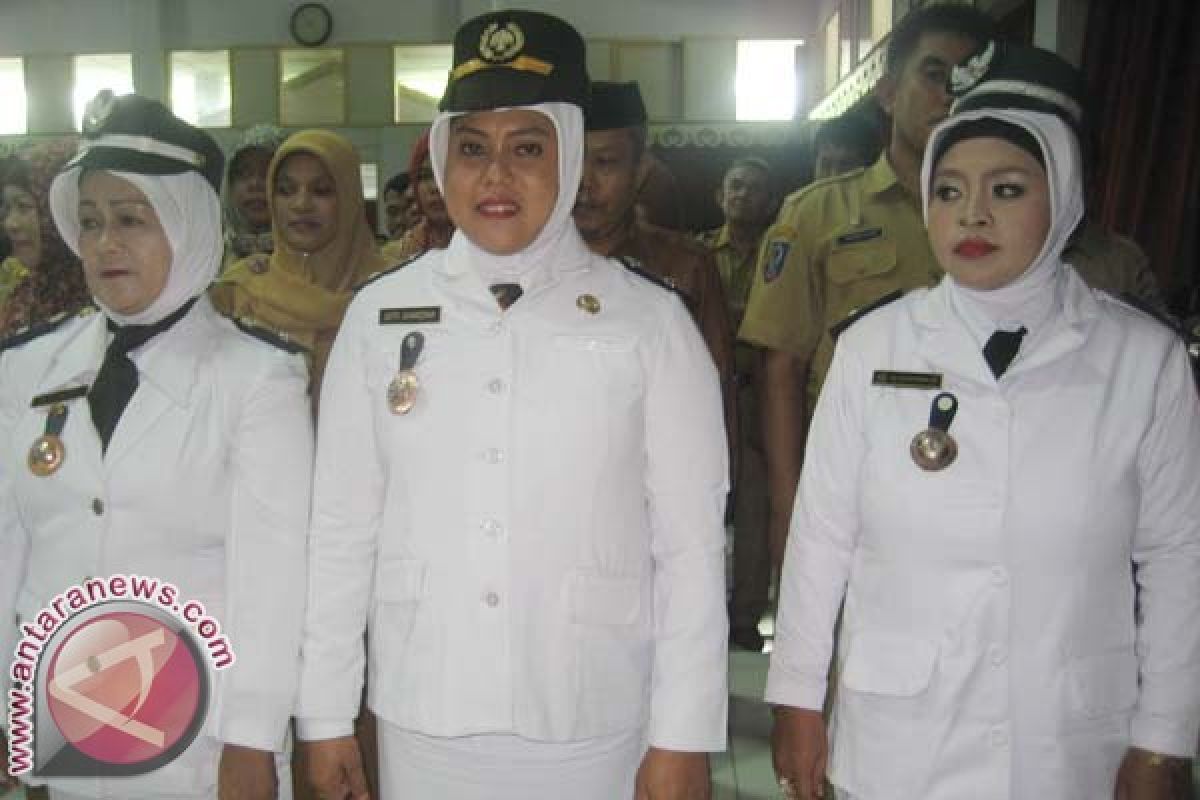 Tiga Lurah Perempuan Bantaeng Dilantik 