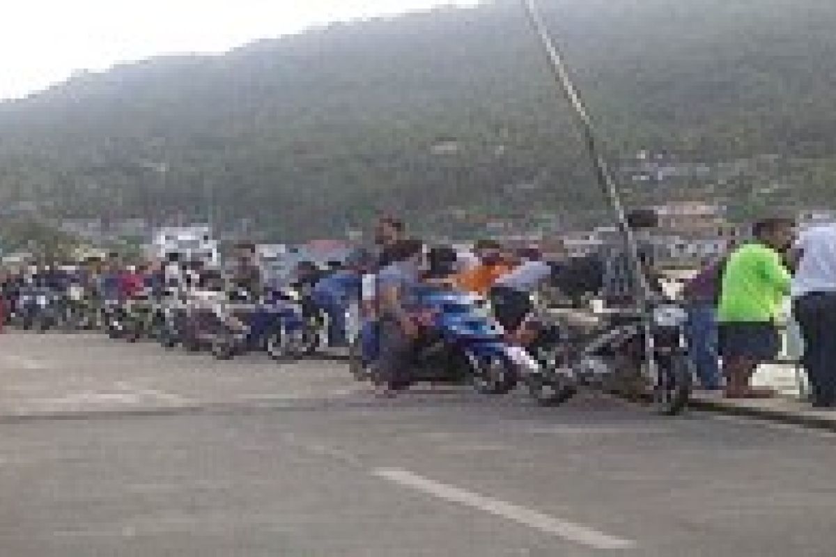 Warga Anambas Mengail Tamban