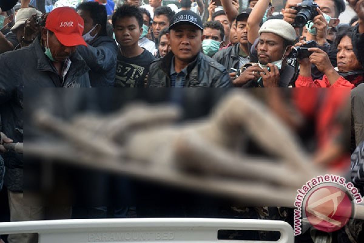 Sehat Sembiring korban tewas ke-17 awan panas Sinabung