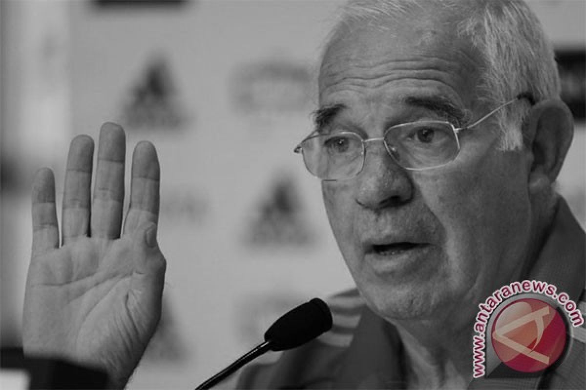 Mantan pelatih Spanyol Luis Aragones meninggal