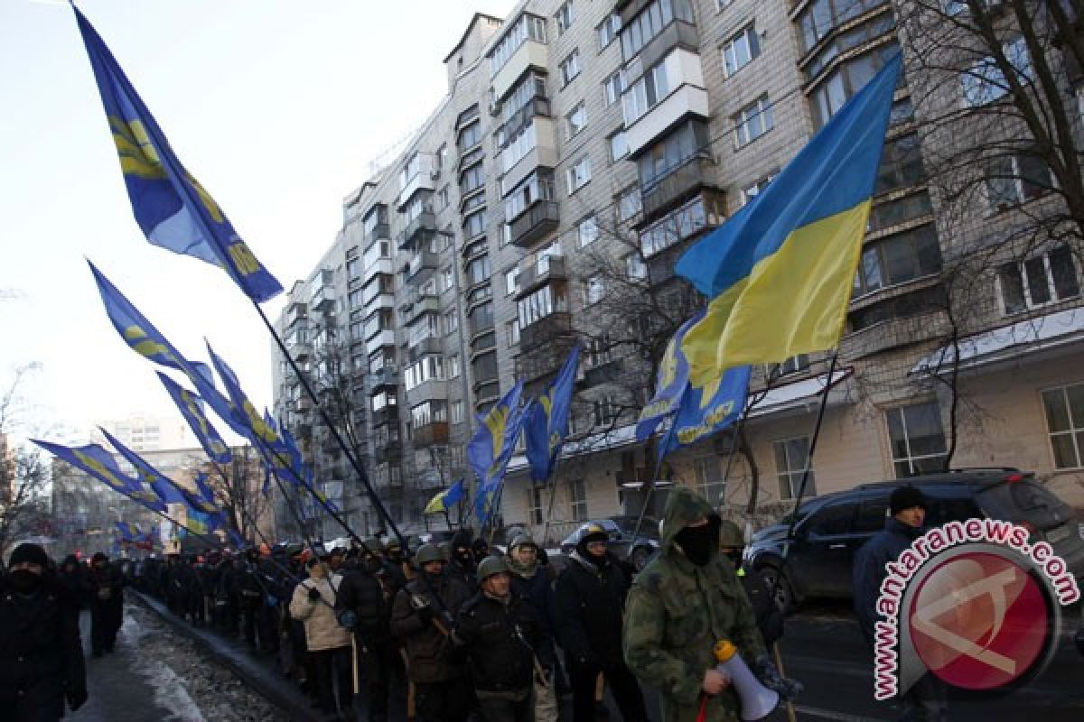 Ukraina di ambang perang saudara, Barat bertanggung jawab