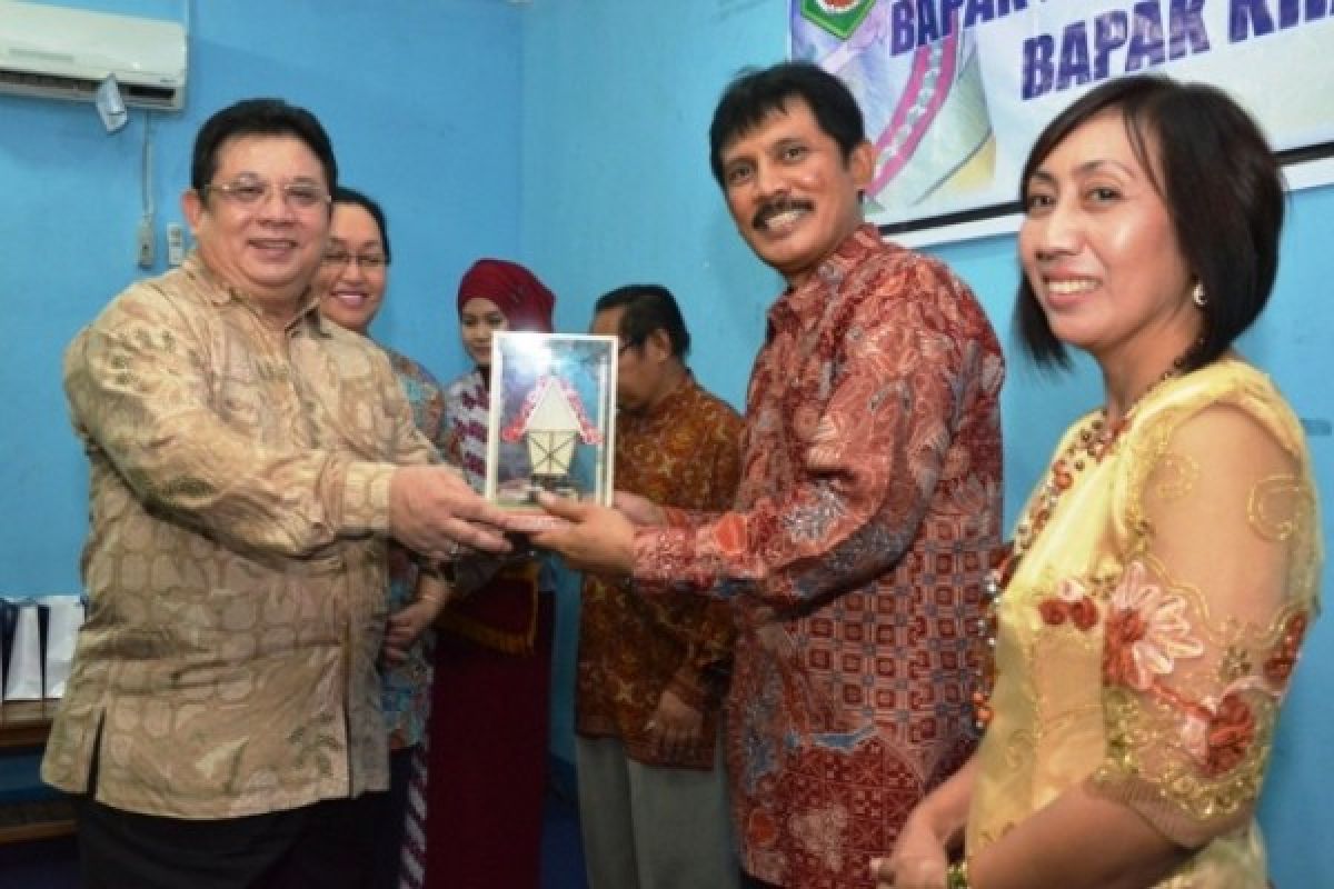 Ketua PN Sanggau Pisah Sambut Bersama Bupati Sekadau