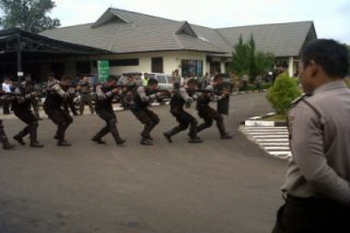 Simulasi Pemilu Sekadau, Polisi Terlibat Baku Tembak 