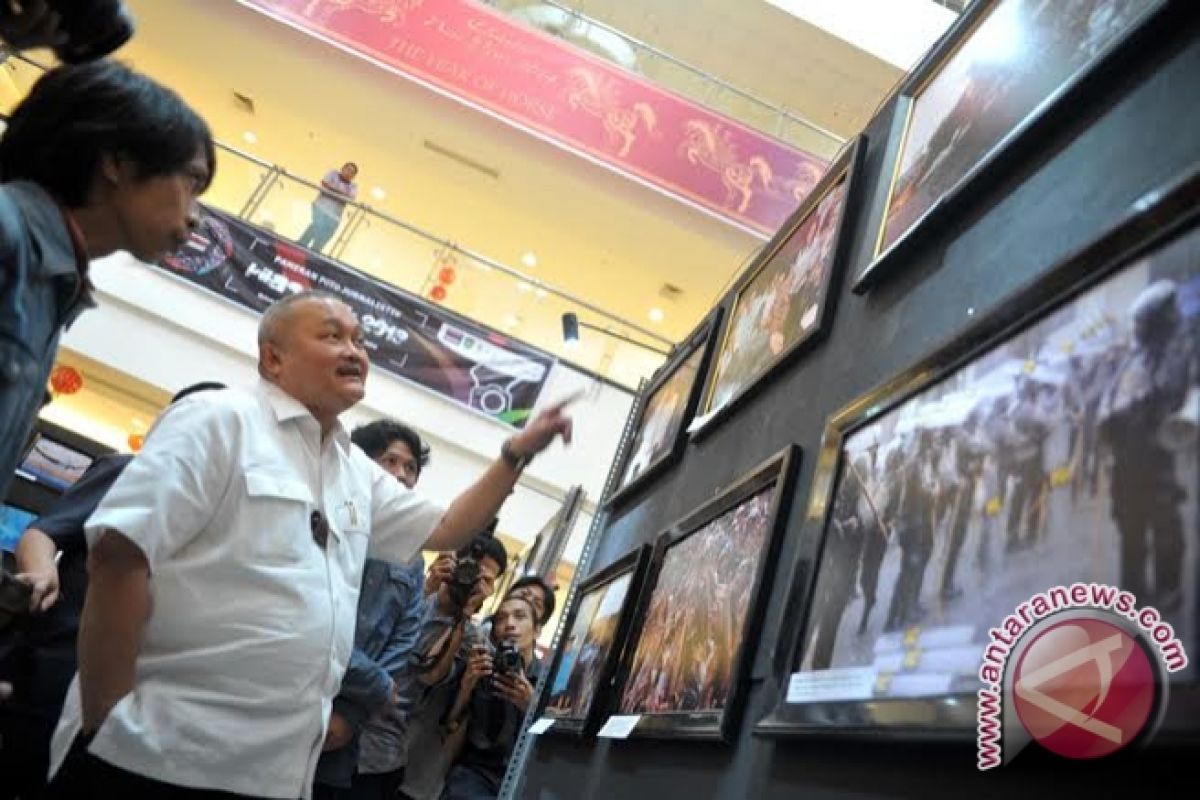 Gubernur Sumsel apresiasi pameran foto jurnalistik