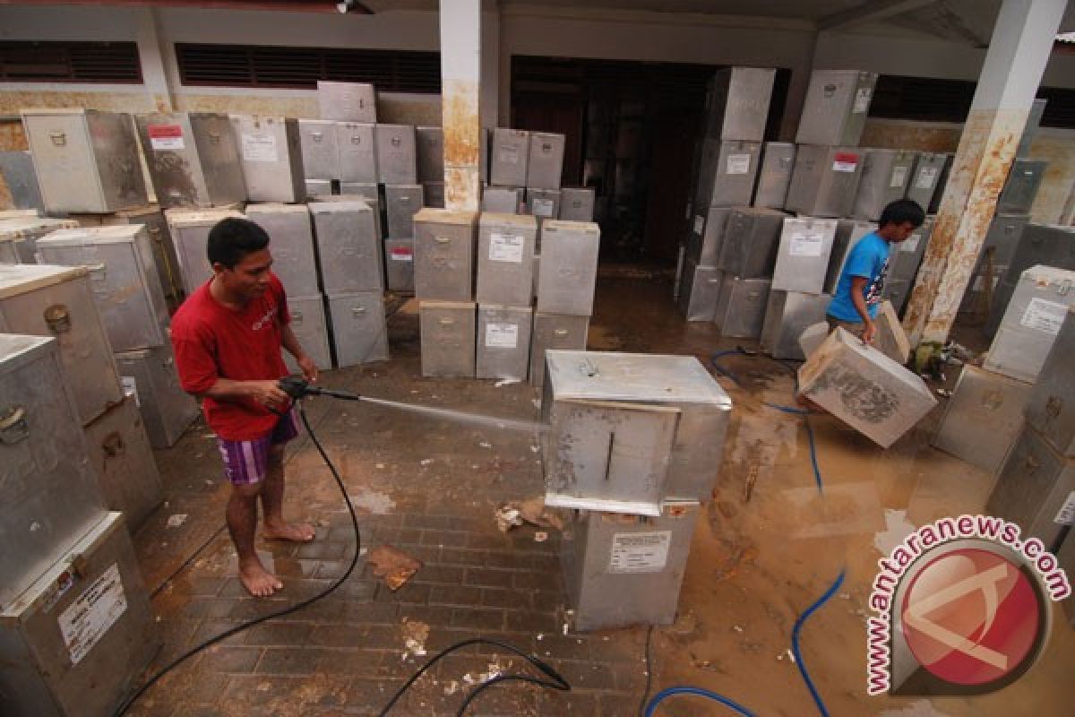 40 persen kotak suara Jakarta dibuat dari kardus