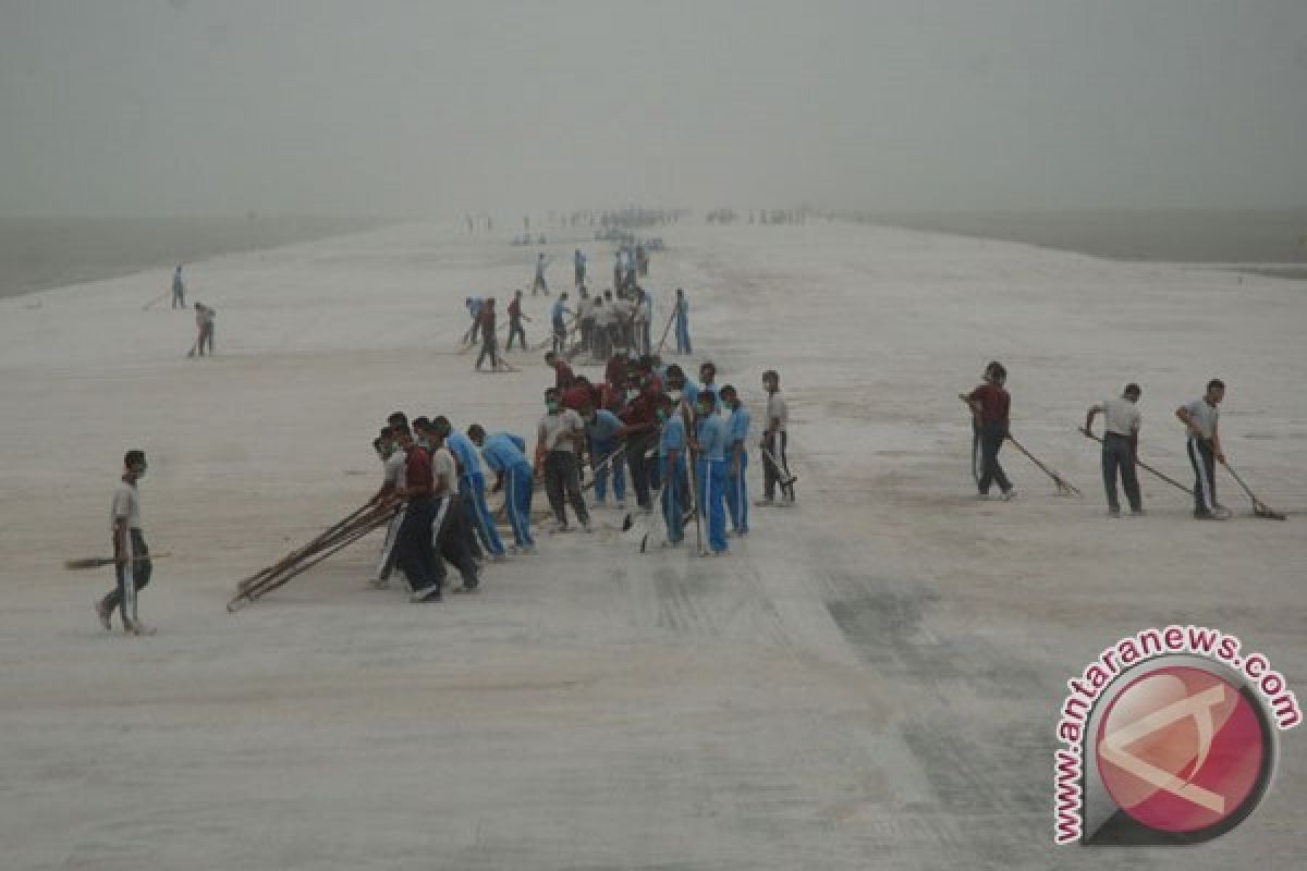 Bandara Adisutjipto dibuka Rabu