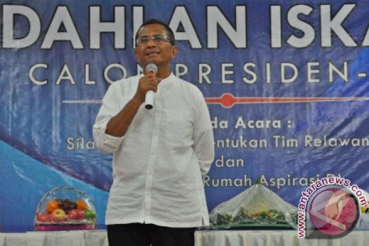 Dahlan prihatin jurnalistik "diperkosa" kepentingan politik