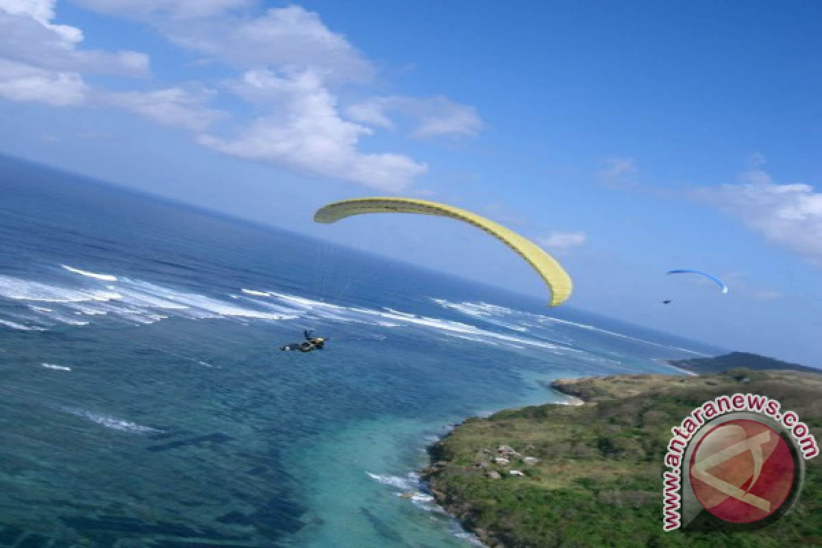 Bali Aerosport meriahkan Pantai Legian