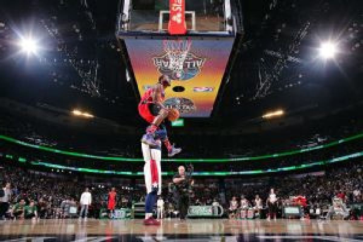 John Wall pimpin Timur memenangi 'All Stars slam dunk contest'