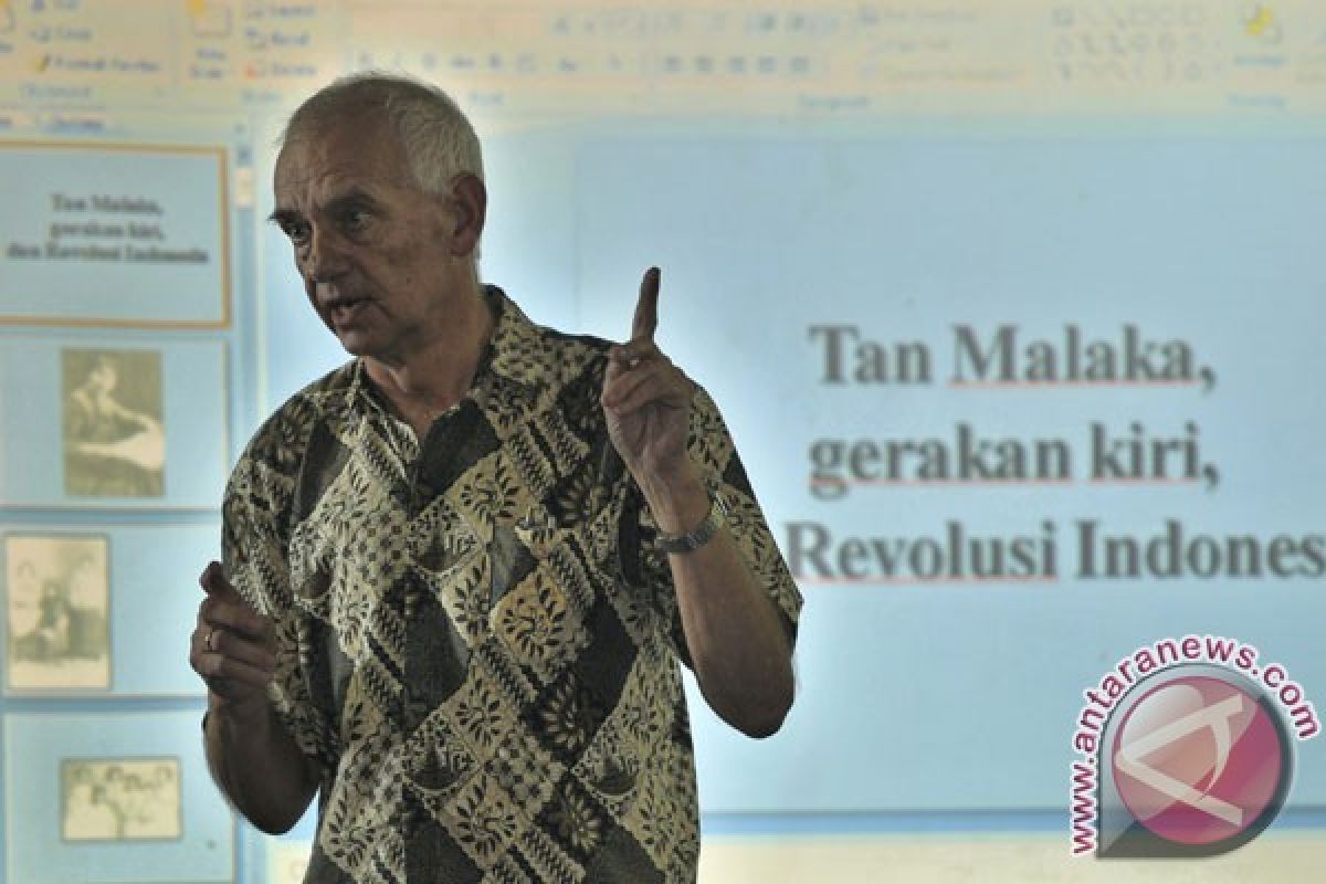 Dutch historian conducts research on Indonesian history for five decades