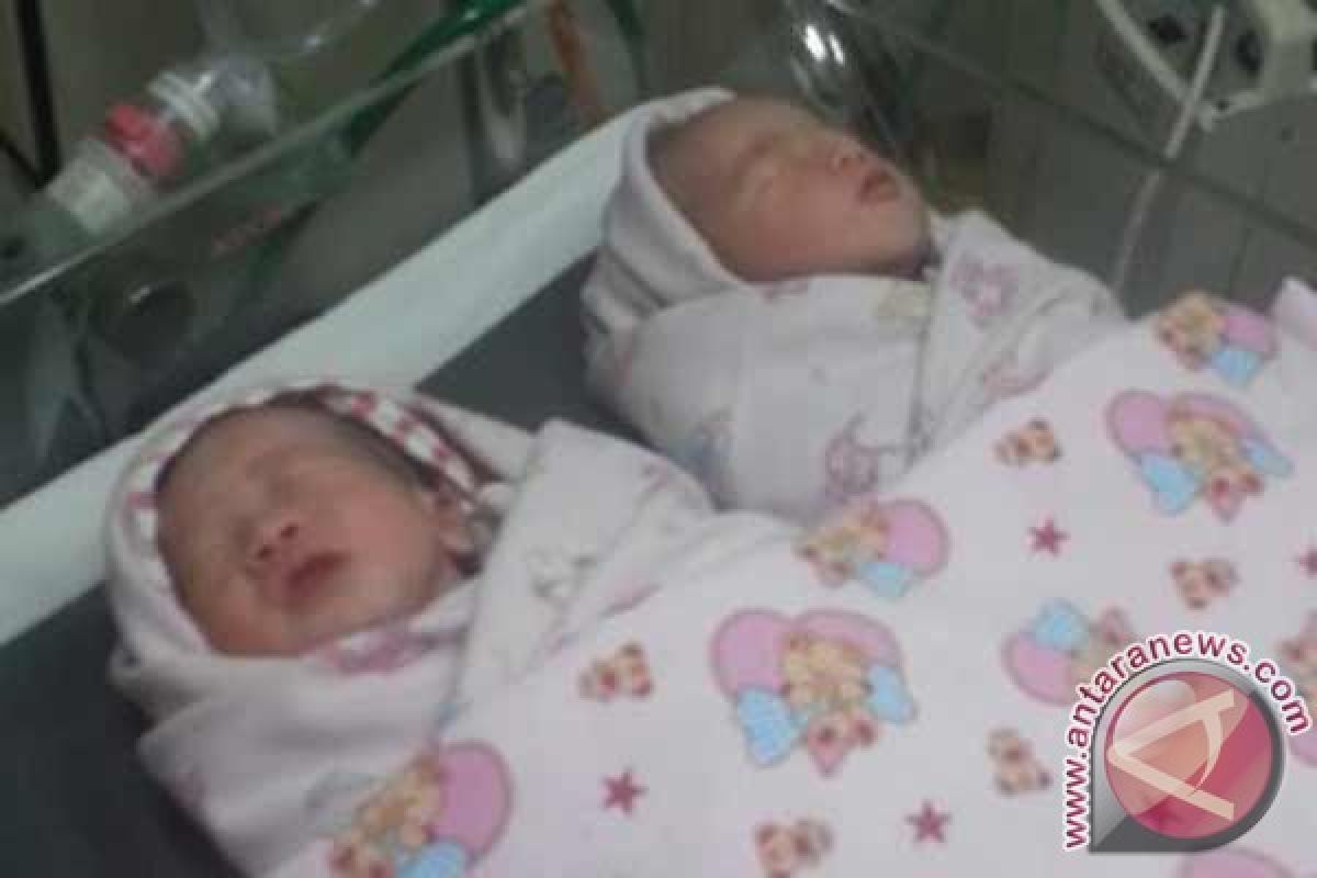 Pebulutangkis Hendra Setiawan punya anak kembar