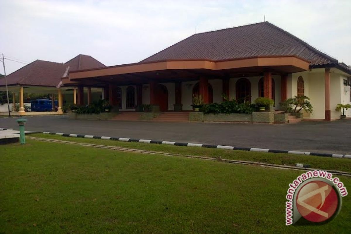 Penahanan Bupati Yulius dapat simpati karyawan