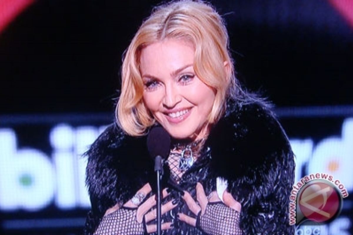 Madonna cela Presiden Venezuela