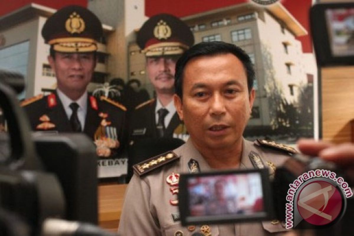 Polisi geledah rumah tersangka teroris di Palu