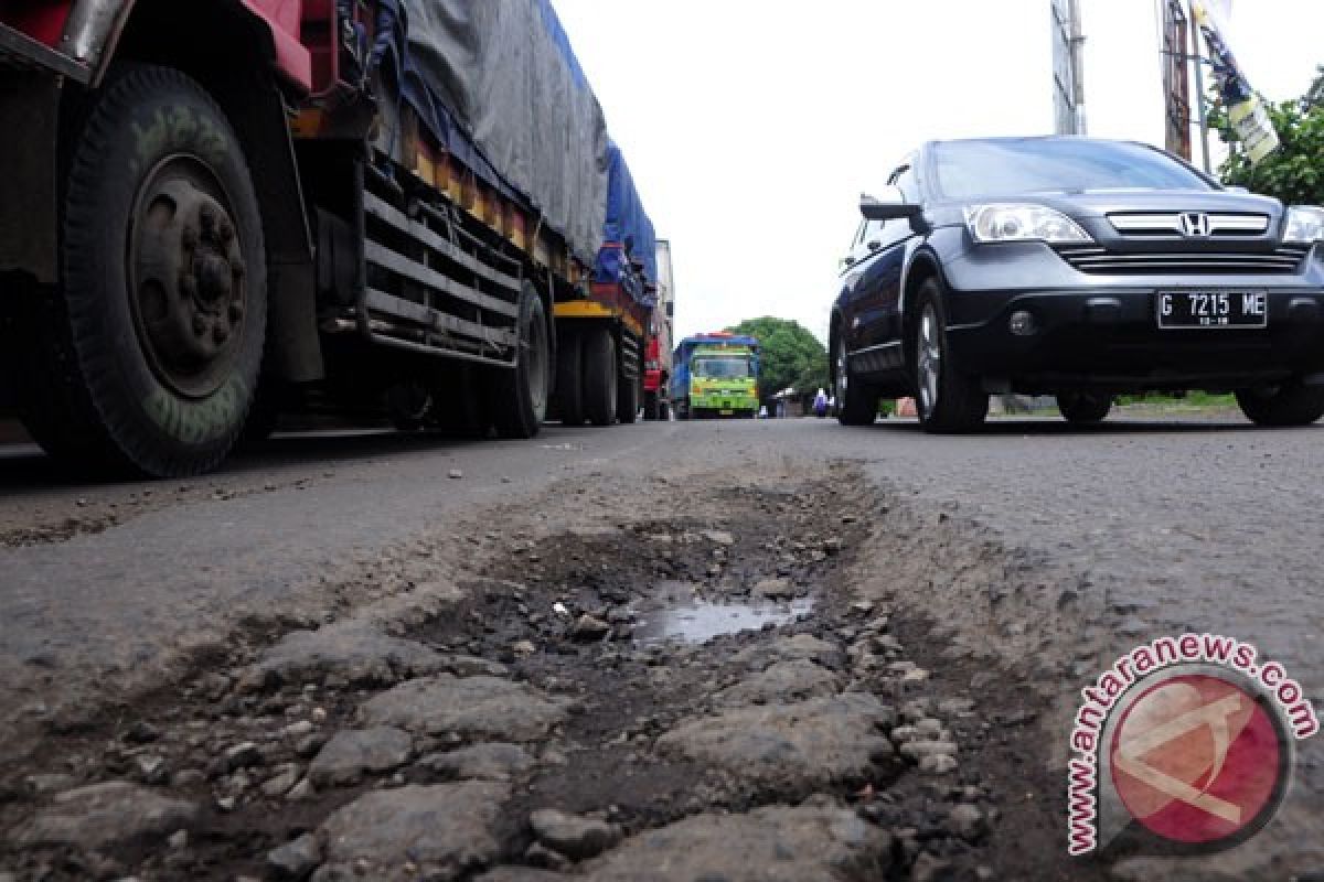 Perbaikan Pantura ditargetkan rampung Juni