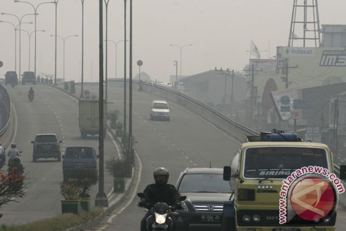 Kabut asap Madina tidak ganggu aktivitas warga