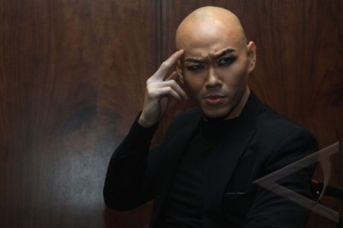 Deddy Corbuzier Sebagai Teradu Kasus Transfer Jupe ke Gayus