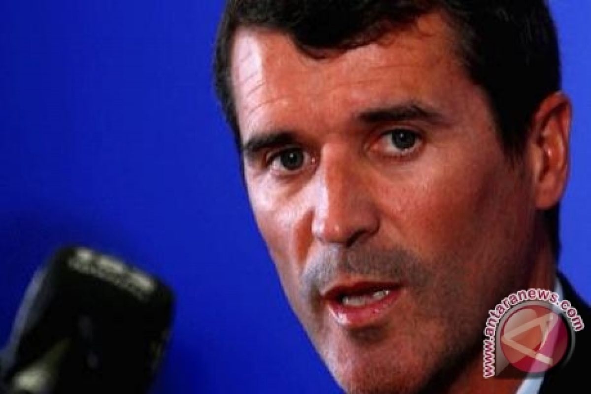 Roy Keane Kritik Keras MU