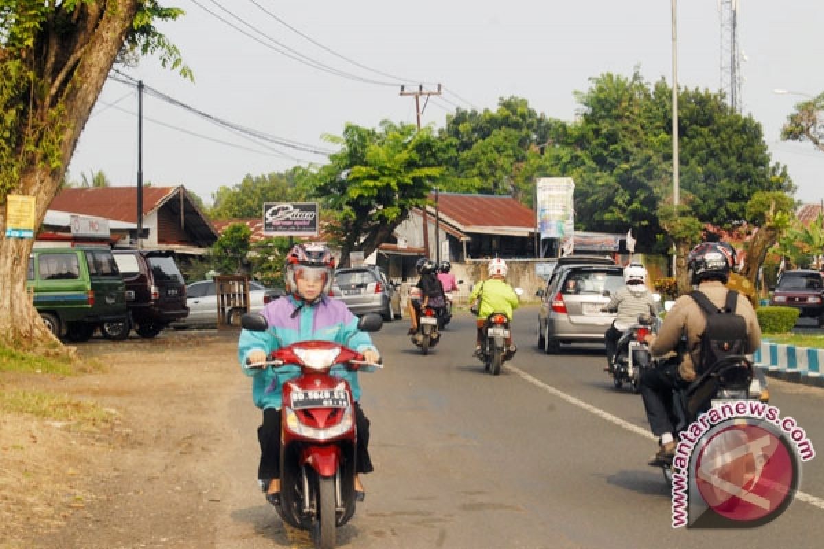 Bengkulu kekurangan fasilitas rambu jalan 