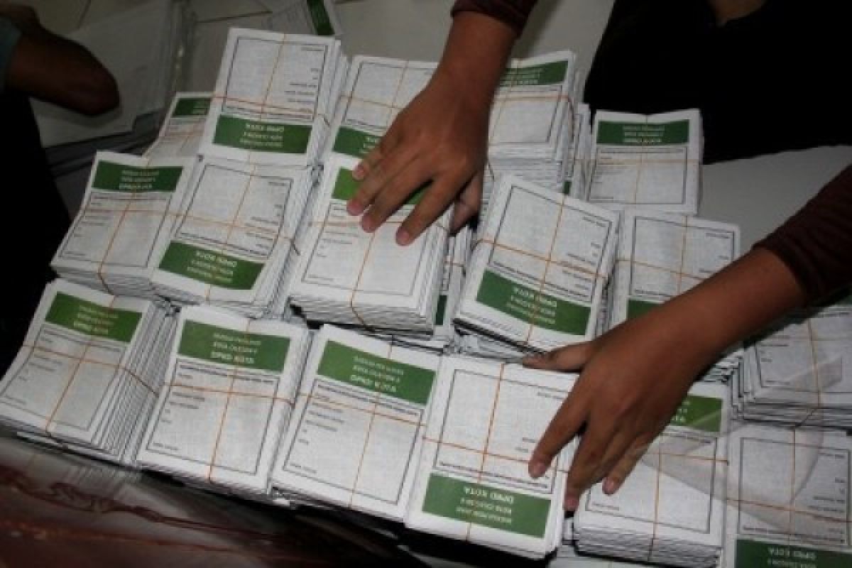 KPU Bekasi : 1.421 surat suara rusak