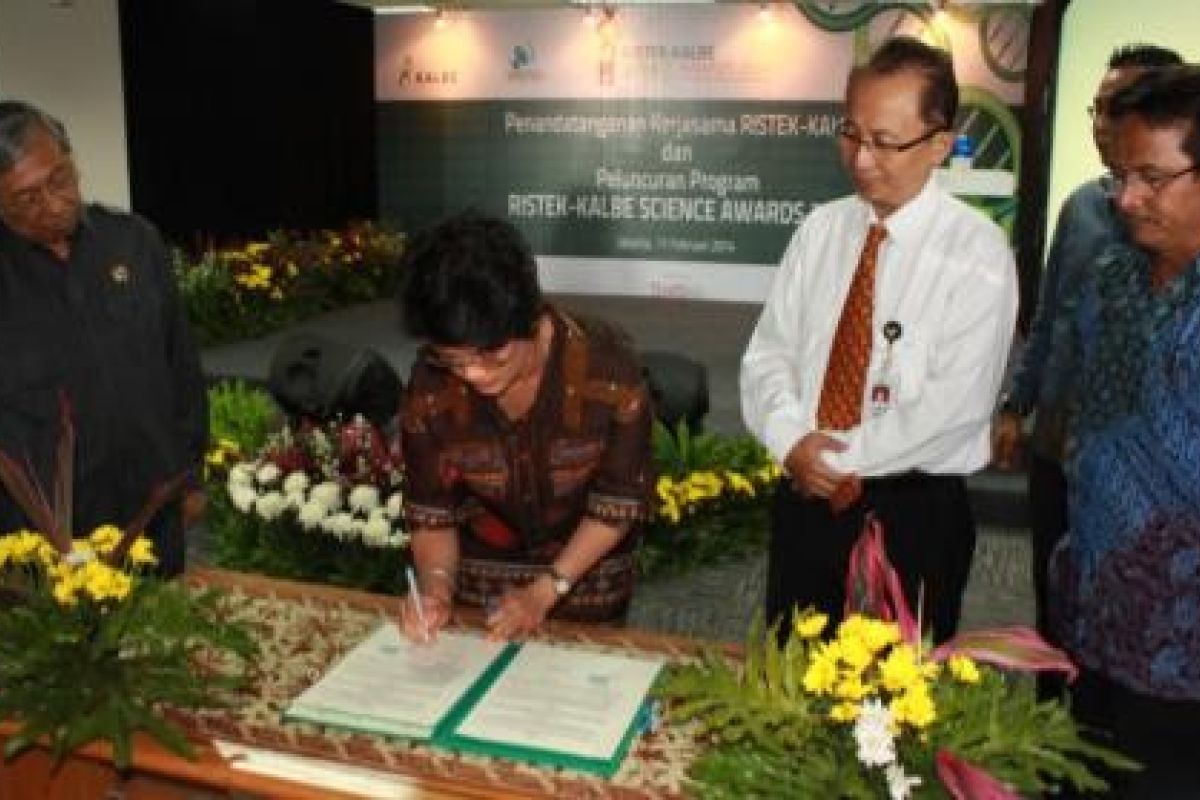 Kalbe Kerja Sama Kemenristek Kembangkan Ilmu Kesehatan