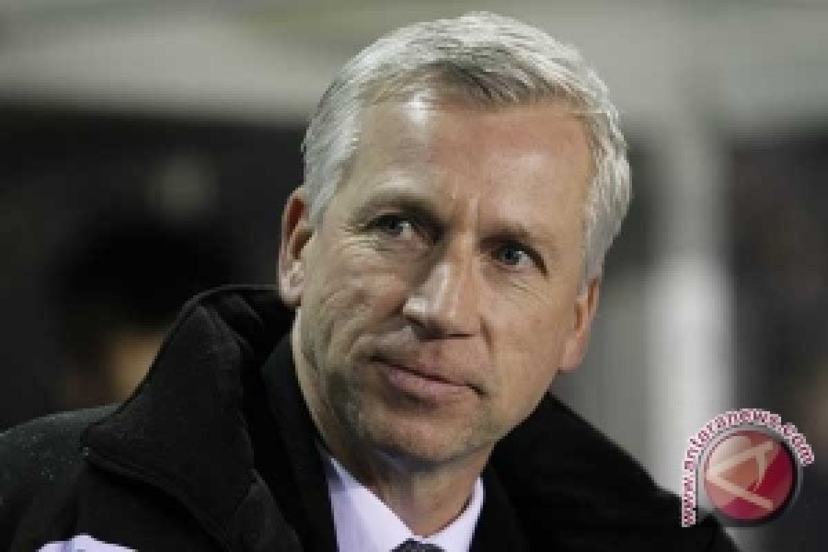 Pardew mundur sebagai juru taktik West Bromwich