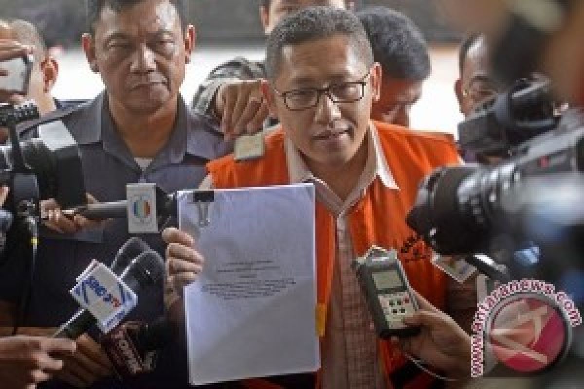 KPK Sarankan Anas Laporkan Dana Pilpres 2009