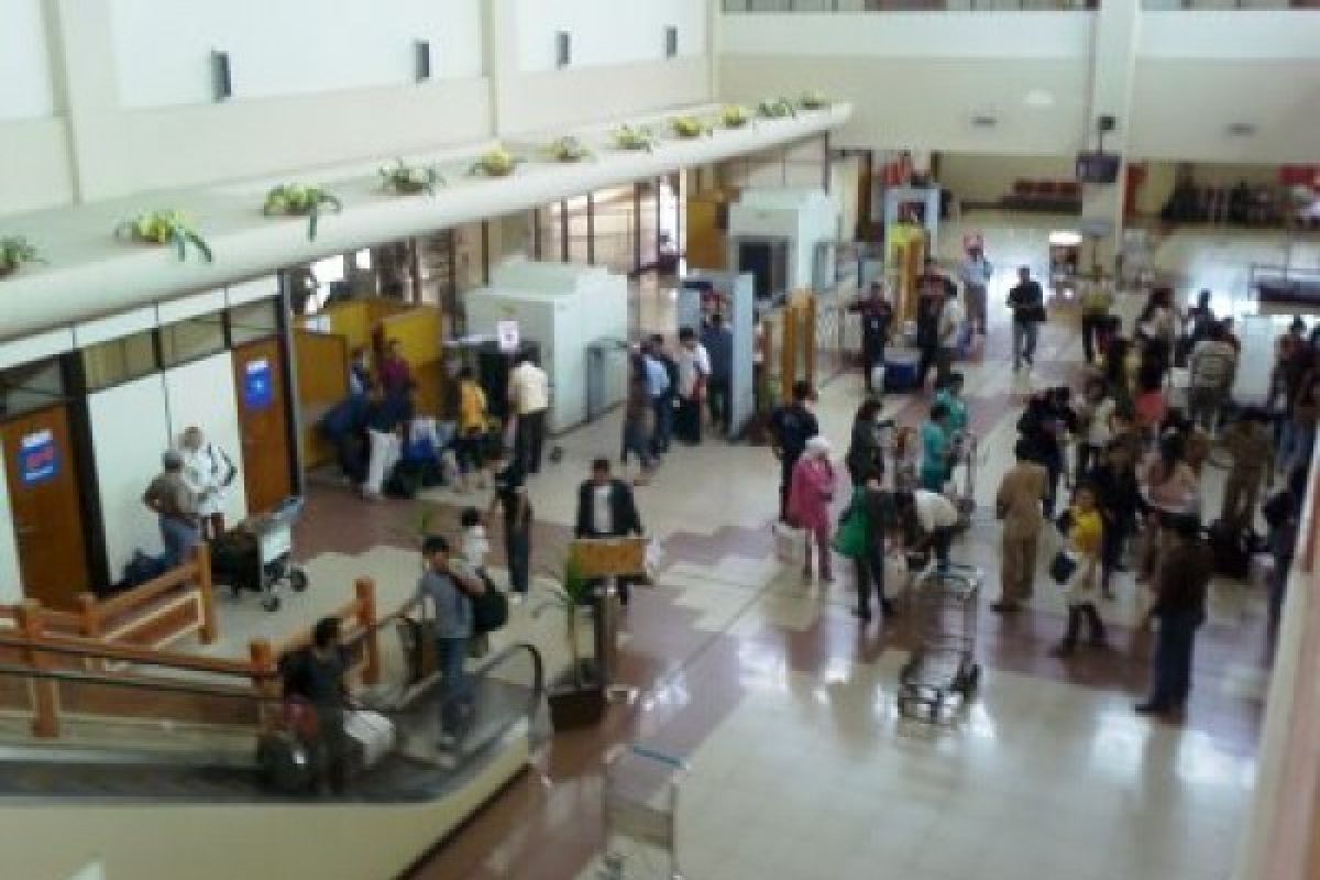 55.345 Pemudik Tiba di Bandara Minangkabau