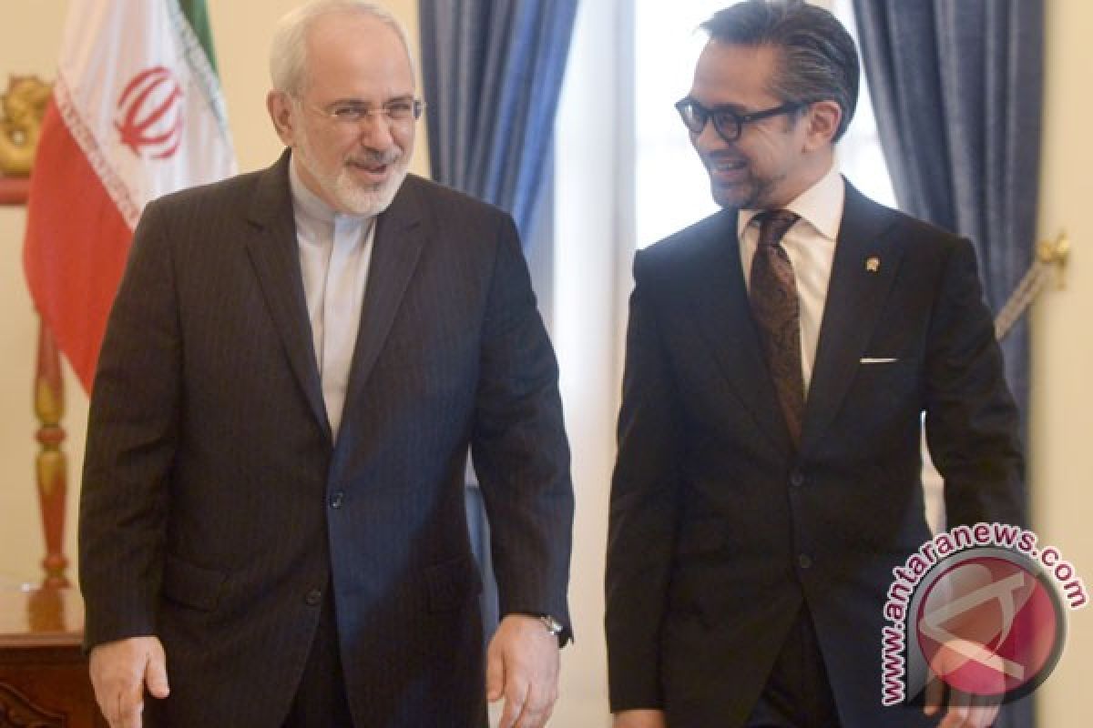 Indonesia, Iran FM discuss trade, research and technology