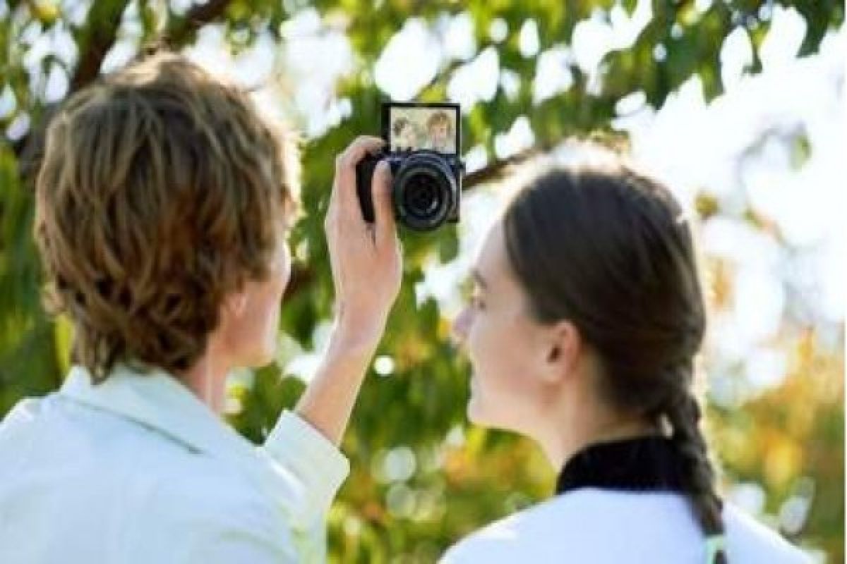 Kamera Sony A5000 asyik untuk "selfie"