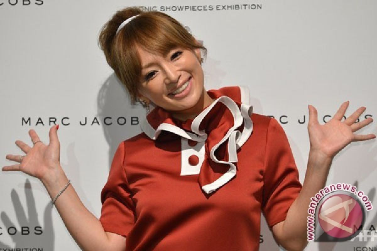 Penyanyi Jepang Ayumi Hamasaki menikah