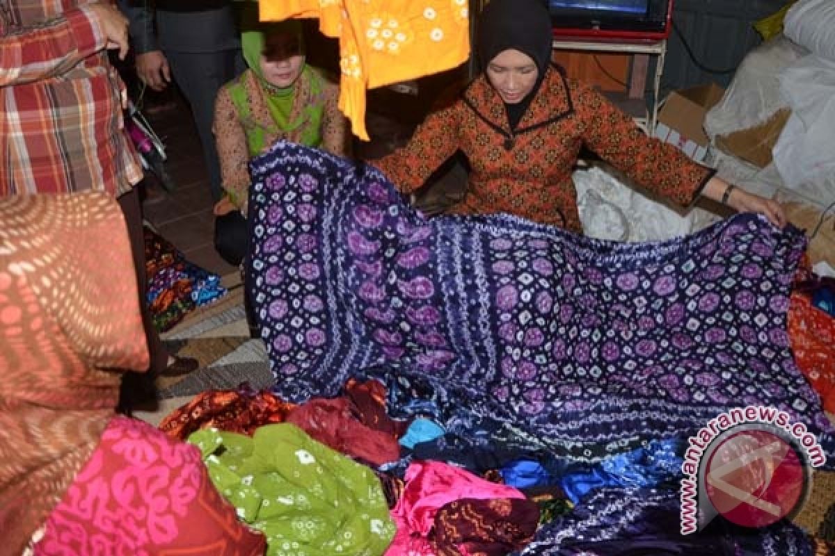 Sumsel perkenalkan kain jumputan di Jakarta