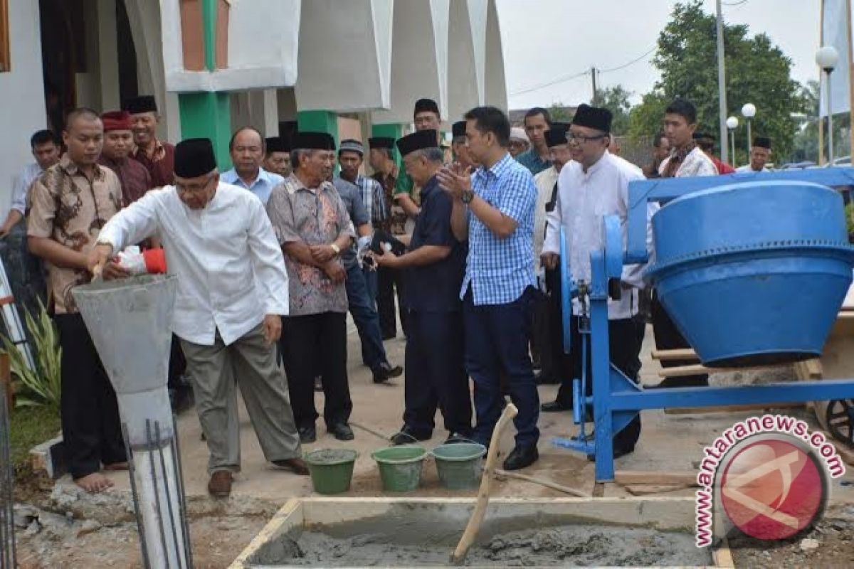 Menara Masjid Nurul Falah Baturaja mulai dibangun