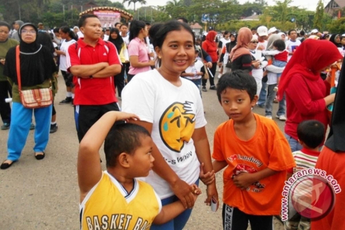 1.000 Warga Samarinda Ikuti jalan Sehat KPU